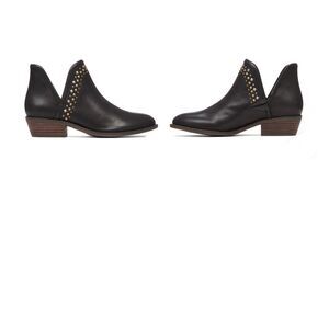 LUCKY BRAND 7.5 Kendy Studded Bootie studs leather boot western